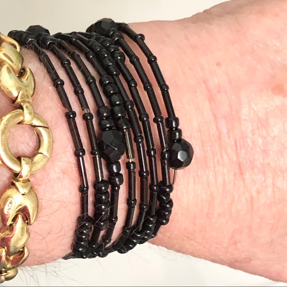 Vintage spring coil glass beads bracelet